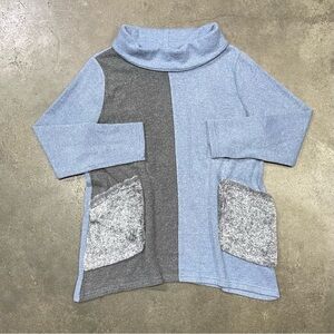 Trisha Tyler Geometric Abstract Pullover Turtleneck Sweater